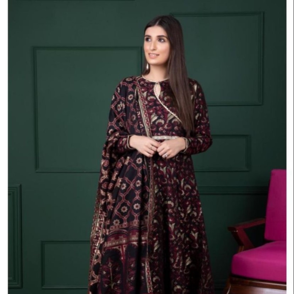Shirt and Dopta jaqard Pakistani dresses
